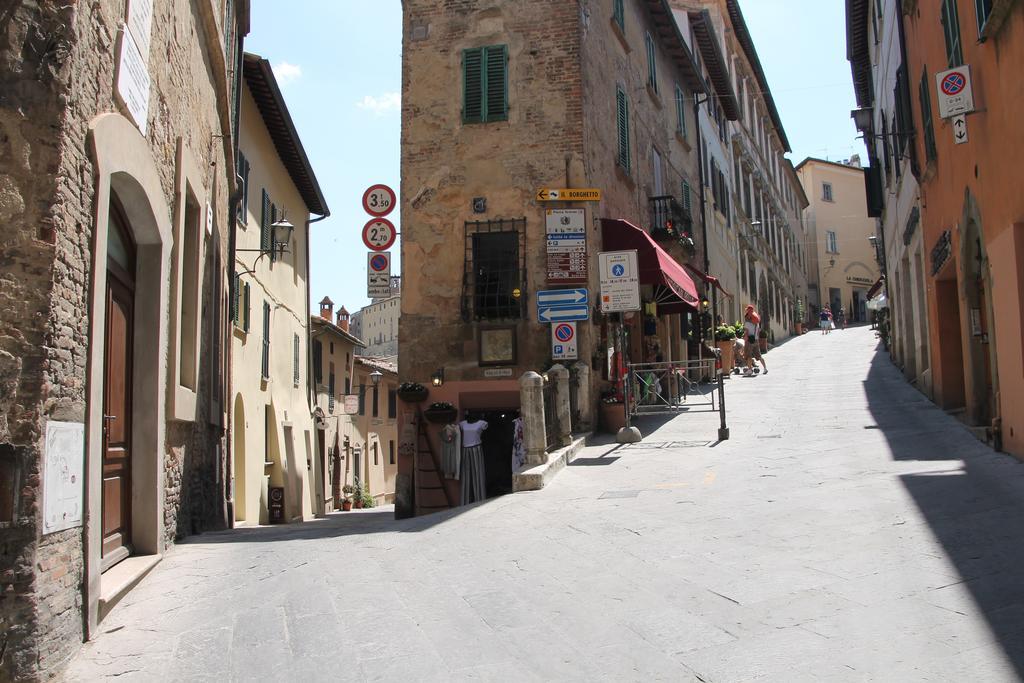 La Corte Segreta Montepulciano Stazione Exteriör bild